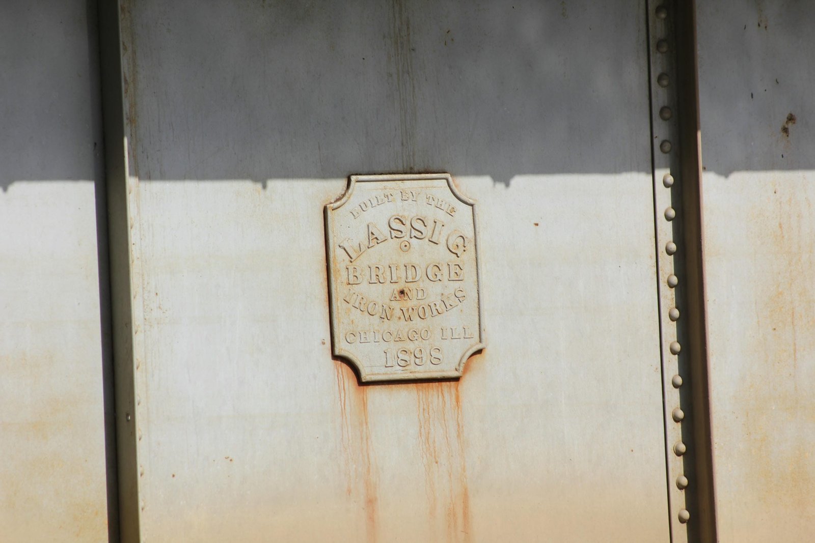 Plaque